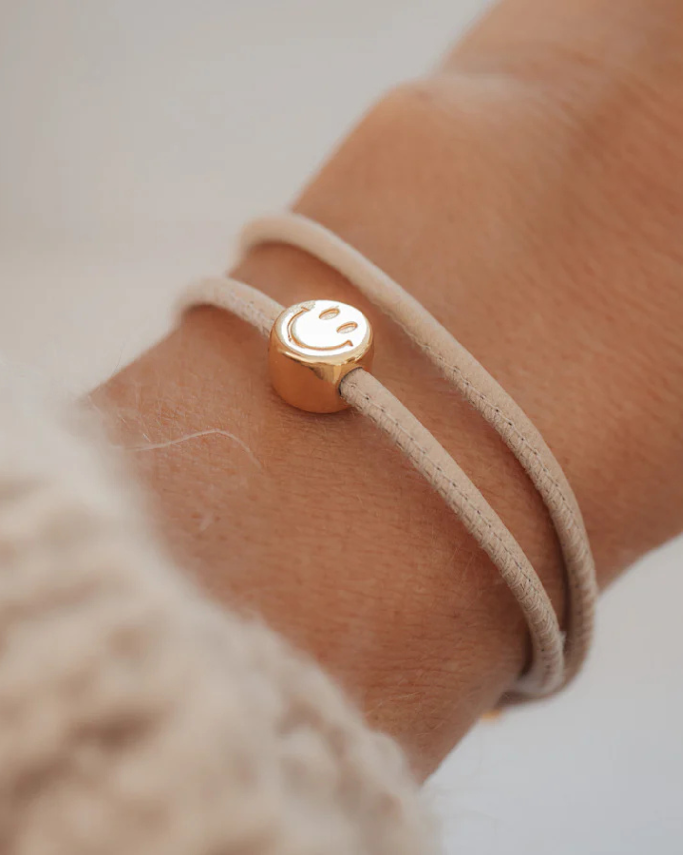 Armband Smiley, Runte Schmuck, Lederarmband, Smiley, gold