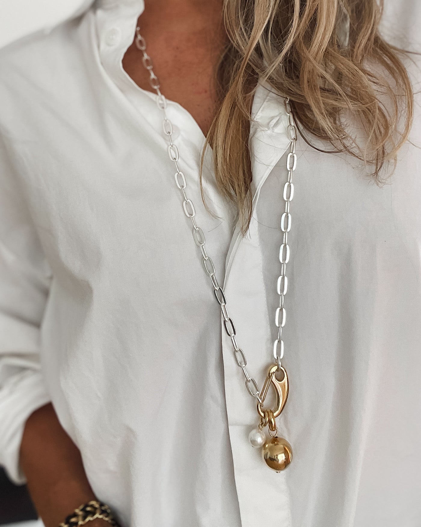 Halskette Mila, Mallorca Perle, Farbmix, Silber, lange Kette, Runte Schmuck