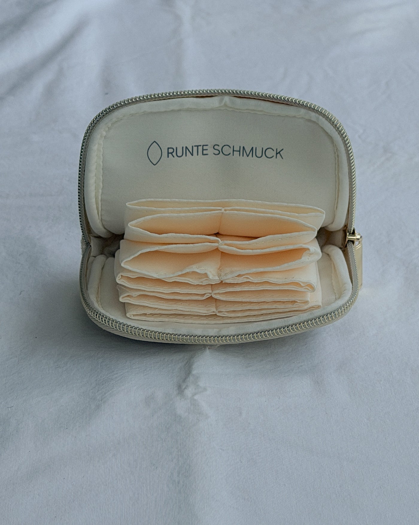 Schmucketui