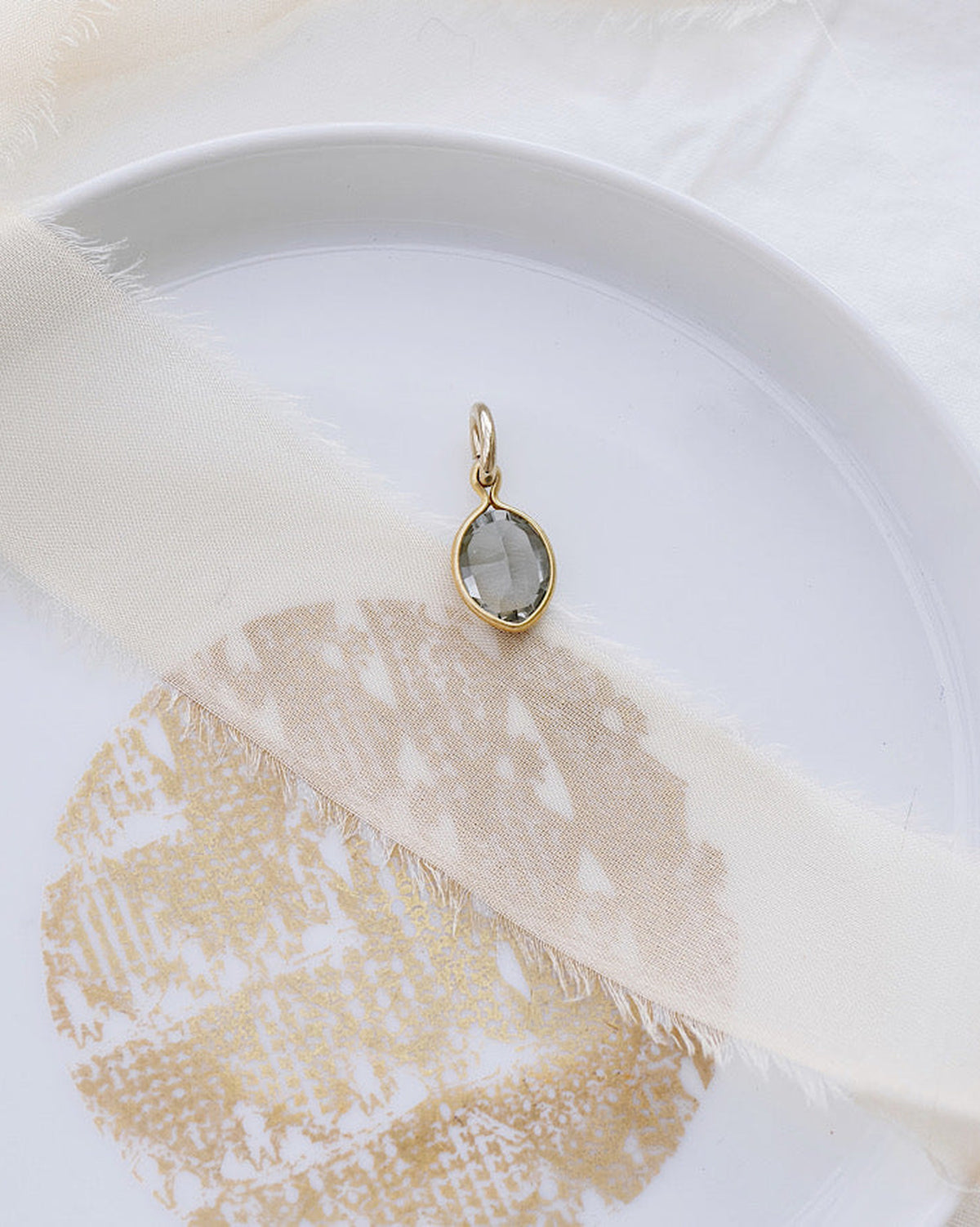 Anhänger mit Swarovski Kristall Gray